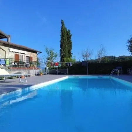 Villa Elena With Salt Pool *
